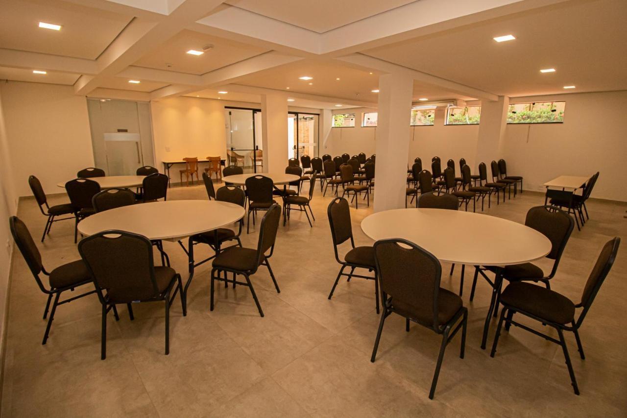 Prado Hotel أمبارو المظهر الخارجي الصورة